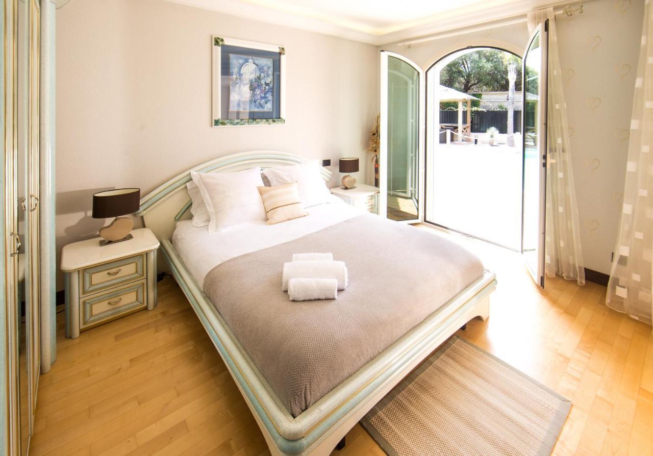 El Paradisio Splendid 5 Stars Villa Atypical In Antibes With Overflowing Swiming Pool Exterior photo